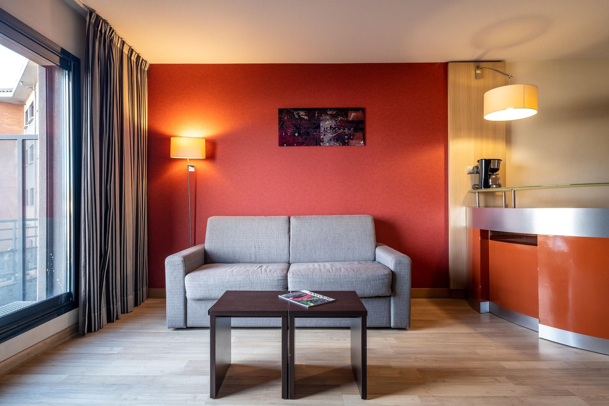 Clarion Aparthotel Toulouse Blagnac Airport Buitenkant foto