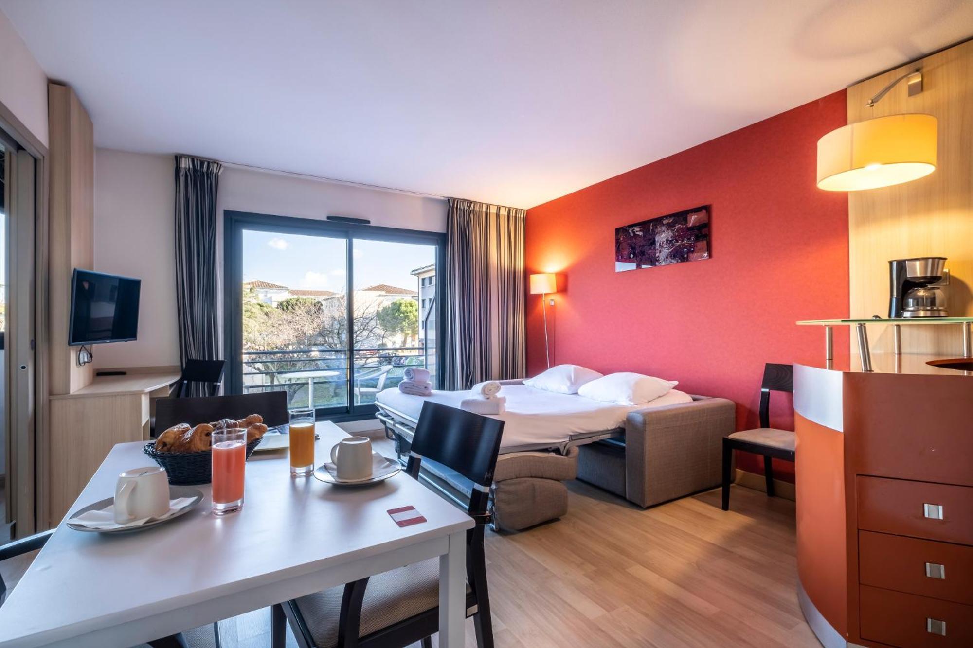 Clarion Aparthotel Toulouse Blagnac Airport Buitenkant foto