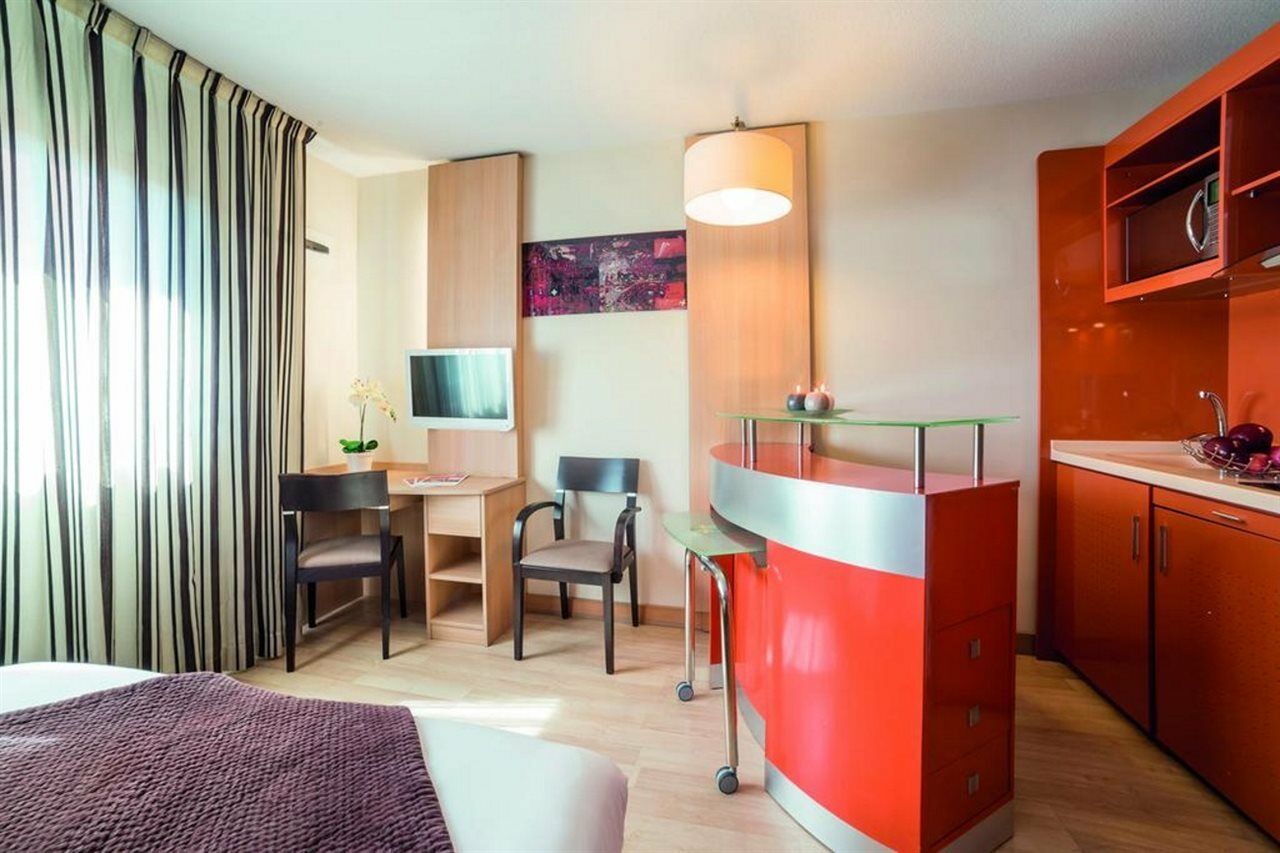 Clarion Aparthotel Toulouse Blagnac Airport Buitenkant foto