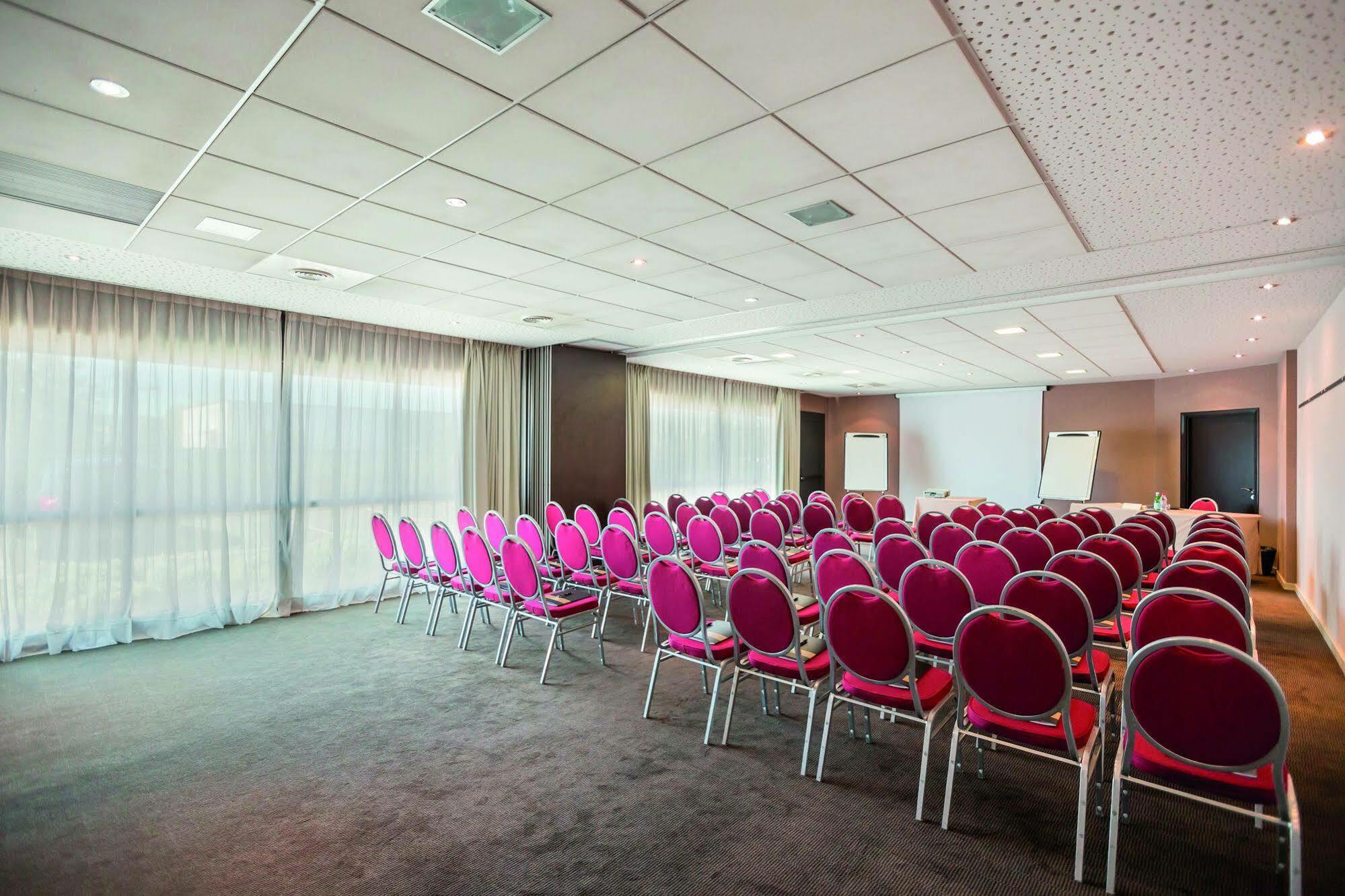 Clarion Aparthotel Toulouse Blagnac Airport Buitenkant foto